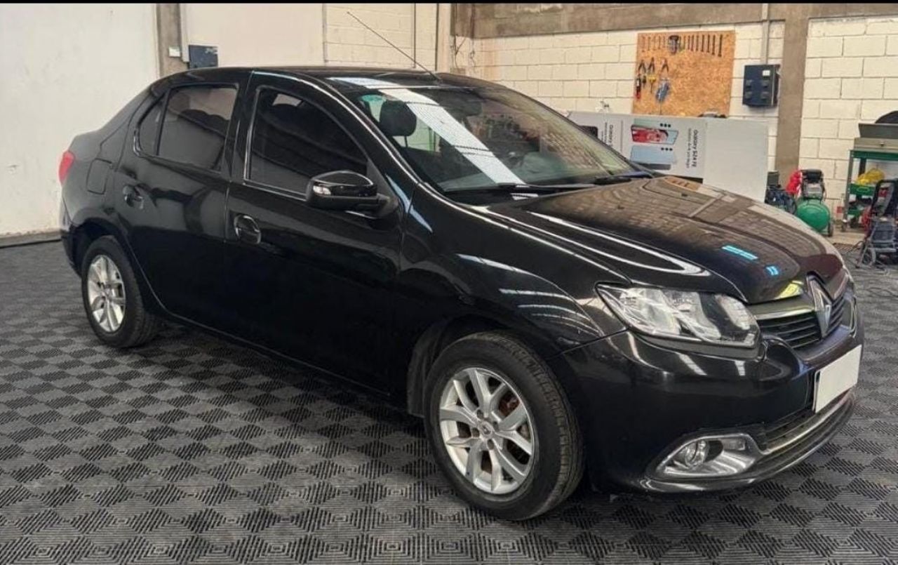 Renault Logan Usado Financiado en Córdoba, deRuedas