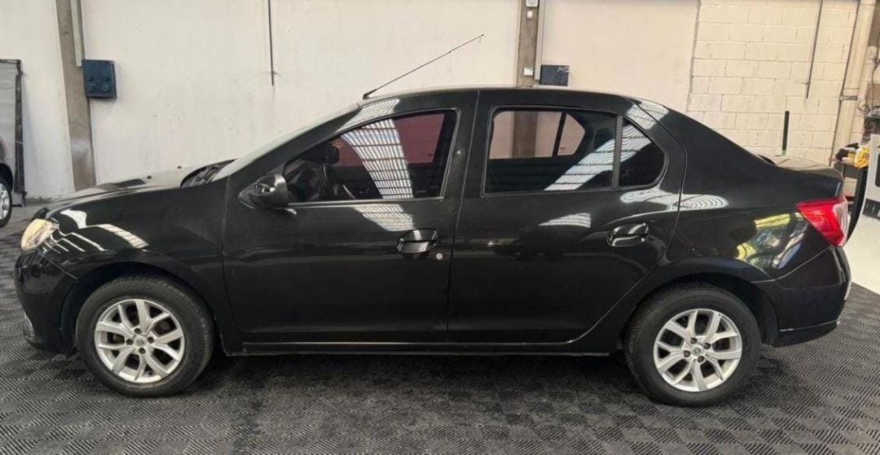 Renault Logan Usado Financiado en Córdoba, deRuedas