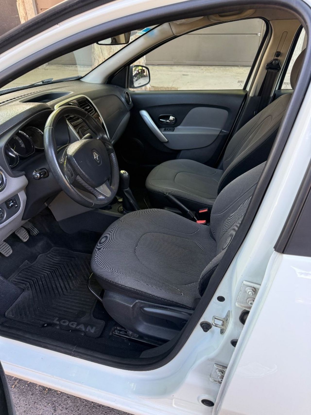 Renault Logan Usado en Mendoza, deRuedas