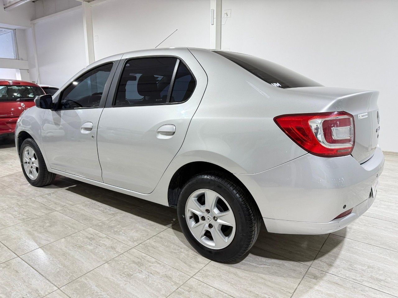 Renault Logan Usado Financiado en San Juan, deRuedas