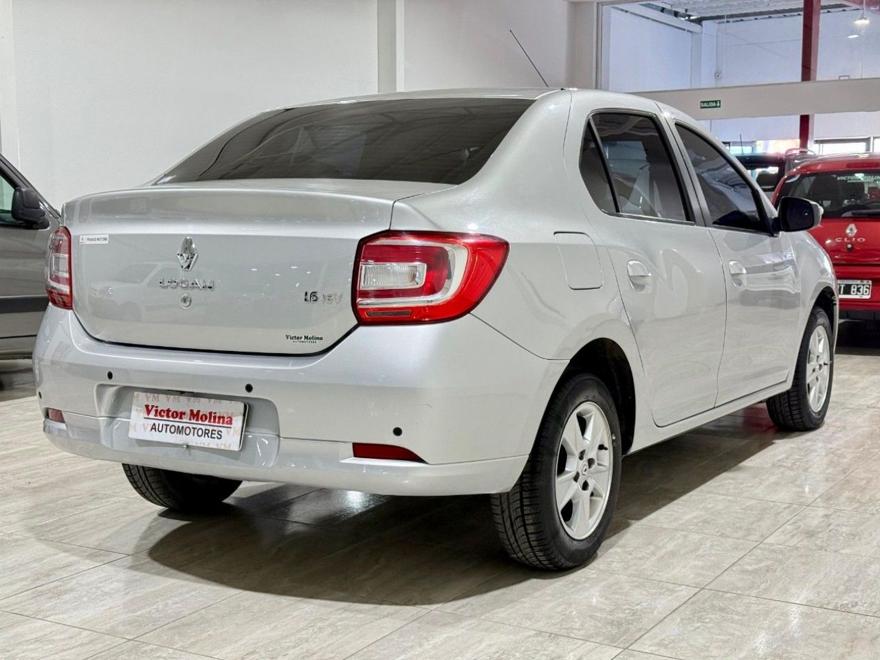 Renault Logan Usado Financiado en San Juan, deRuedas