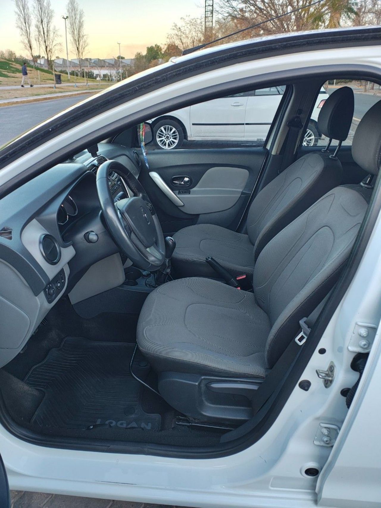 Renault Logan Usado en Mendoza, deRuedas