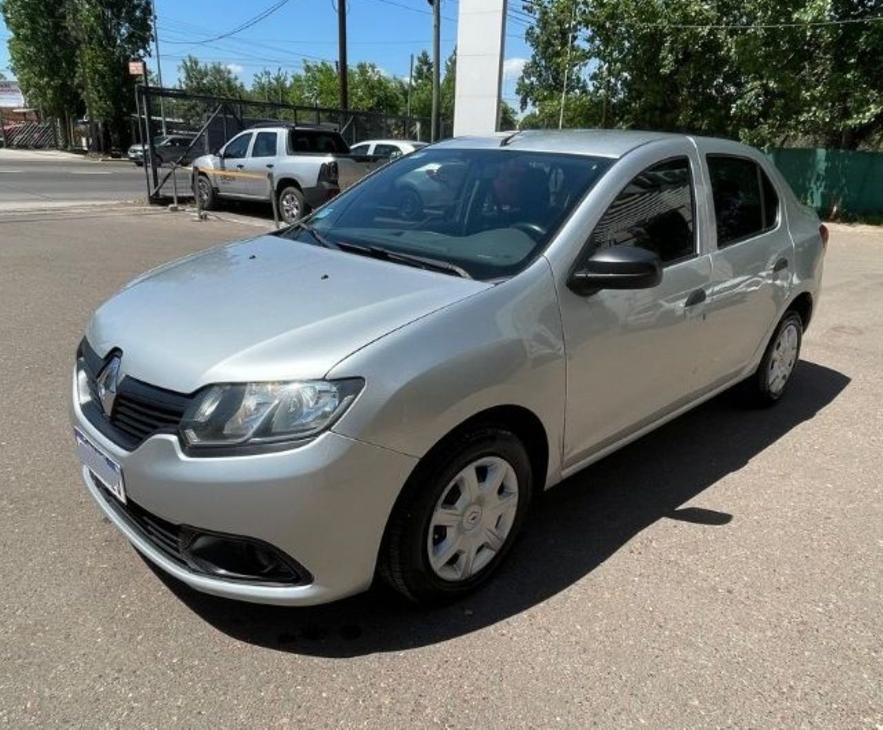 Renault Logan Usado en Mendoza, deRuedas