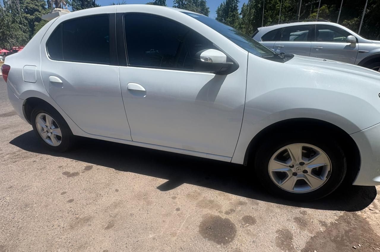 Renault Logan Usado en Mendoza, deRuedas