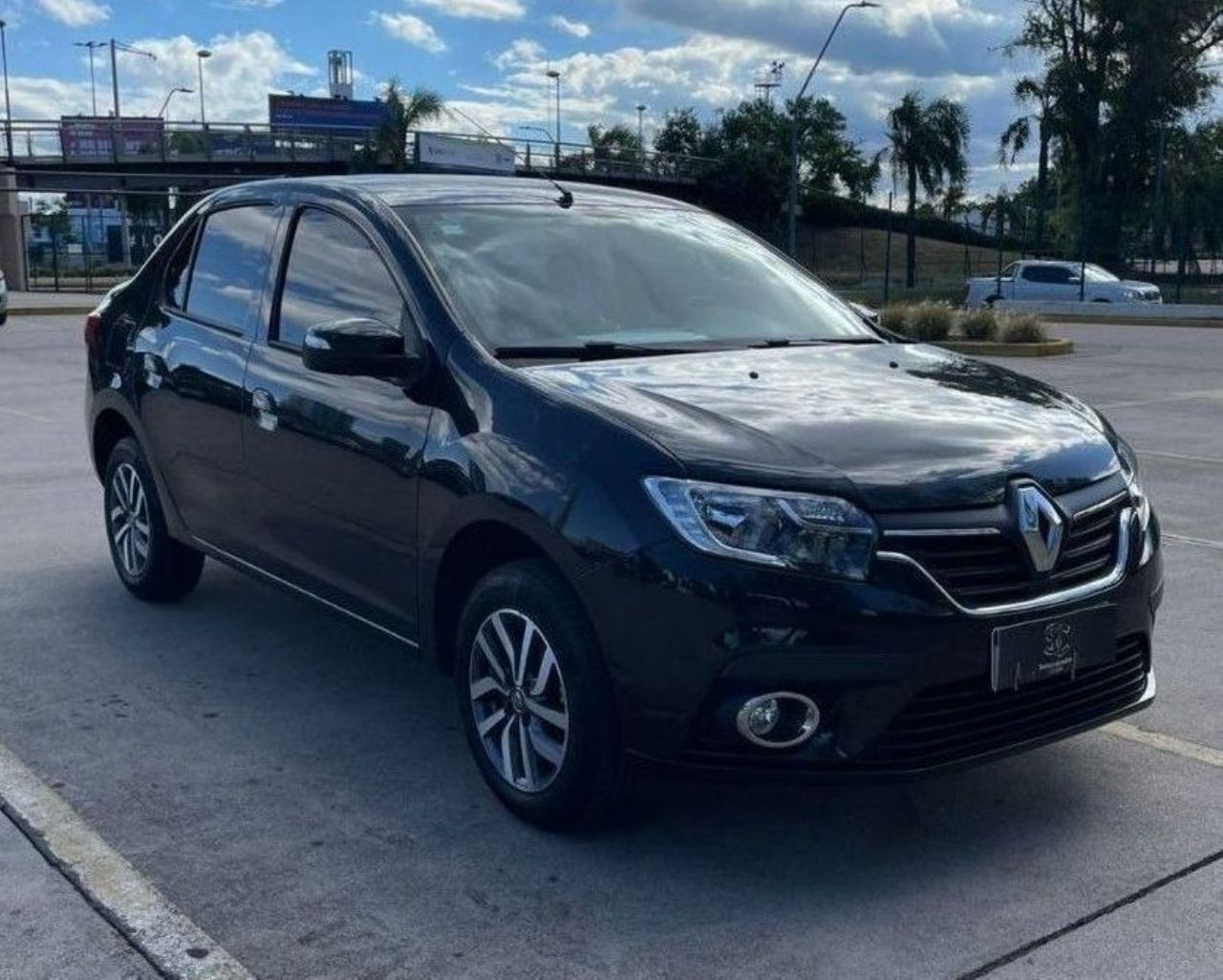 Renault Logan Usado Financiado en Córdoba, deRuedas