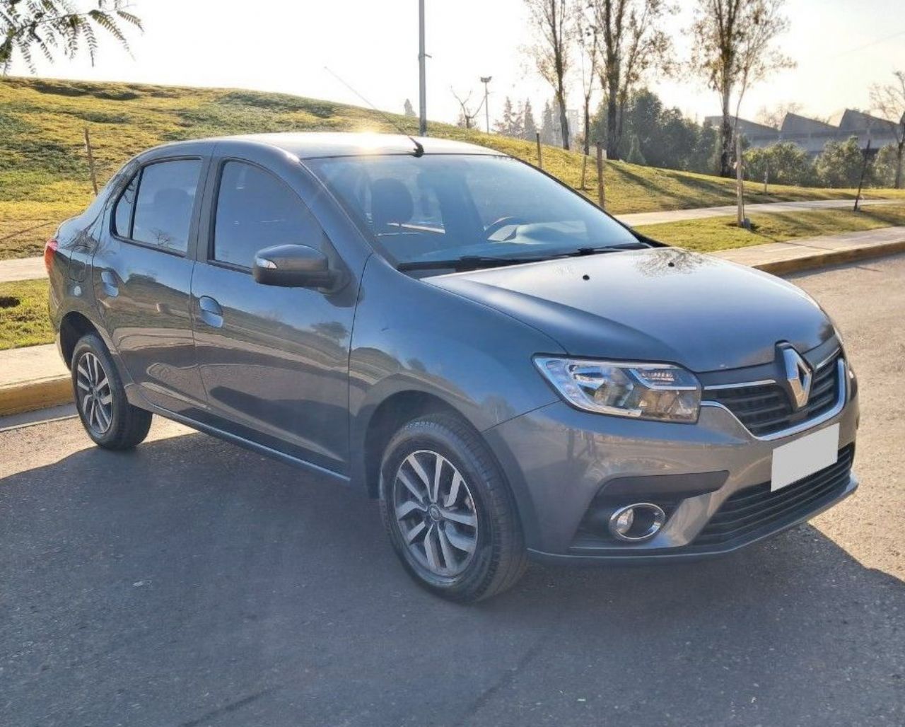 Renault Logan Usado Financiado en Mendoza, deRuedas