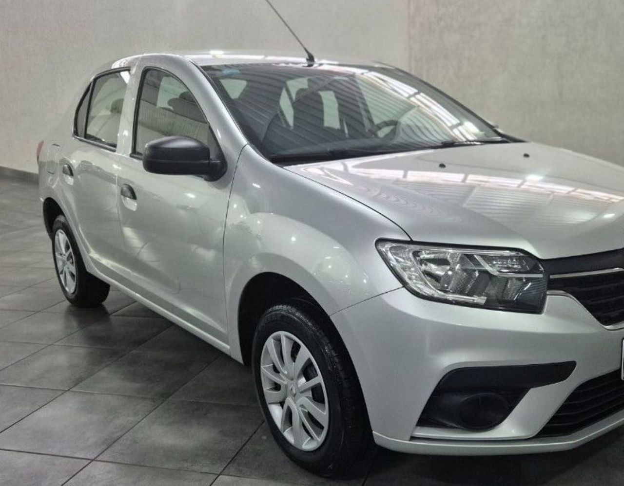 Renault Logan Usado Financiado en Mendoza, deRuedas