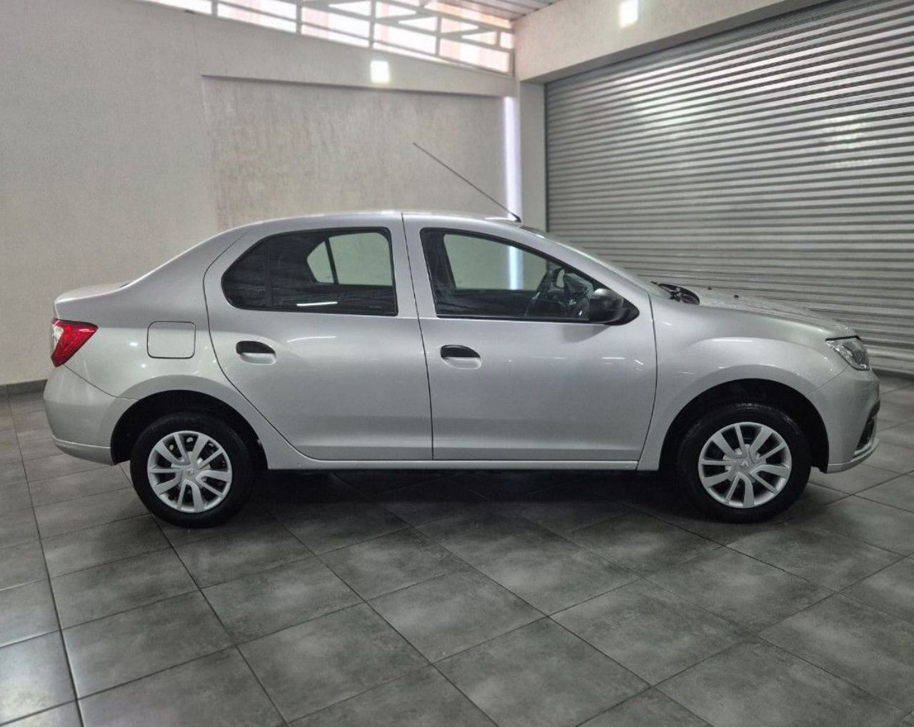 Renault Logan Usado Financiado en Mendoza, deRuedas