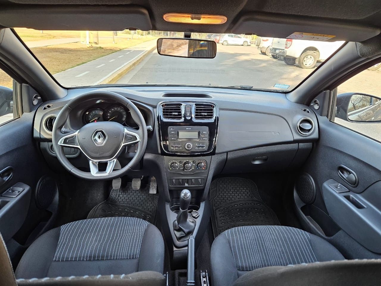 Renault Logan Usado Financiado en Mendoza, deRuedas
