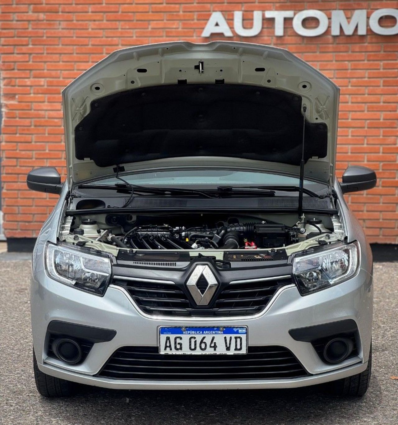 Renault Logan Usado Financiado en Córdoba, deRuedas