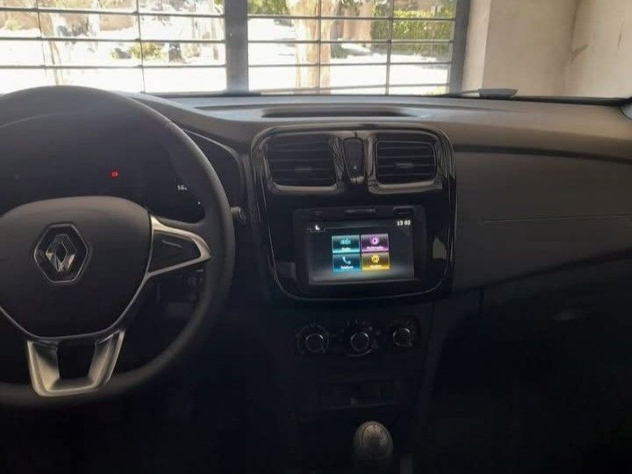 Renault Logan Usado en San Juan, deRuedas
