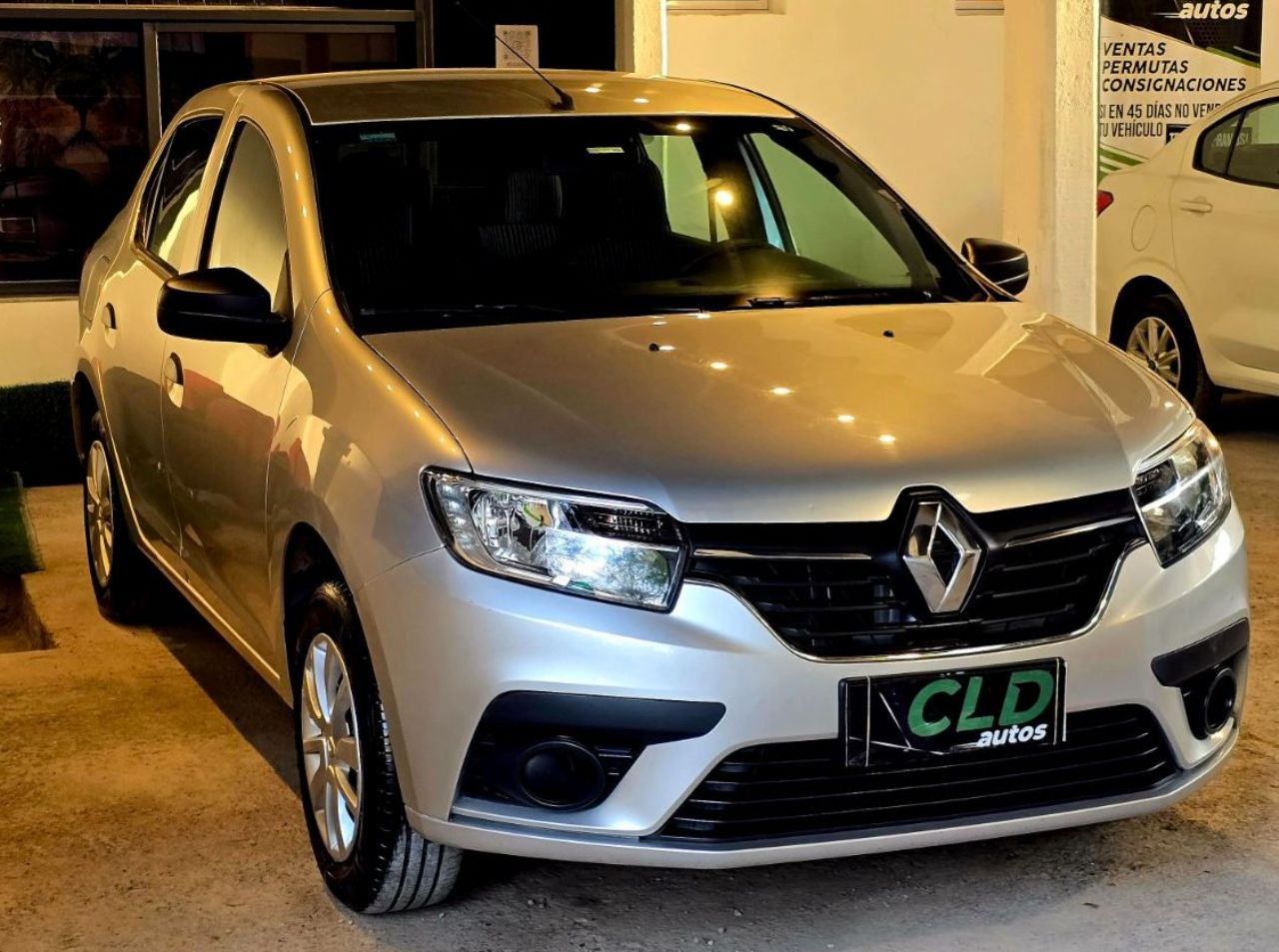 Renault Logan Usado Financiado en Mendoza, deRuedas