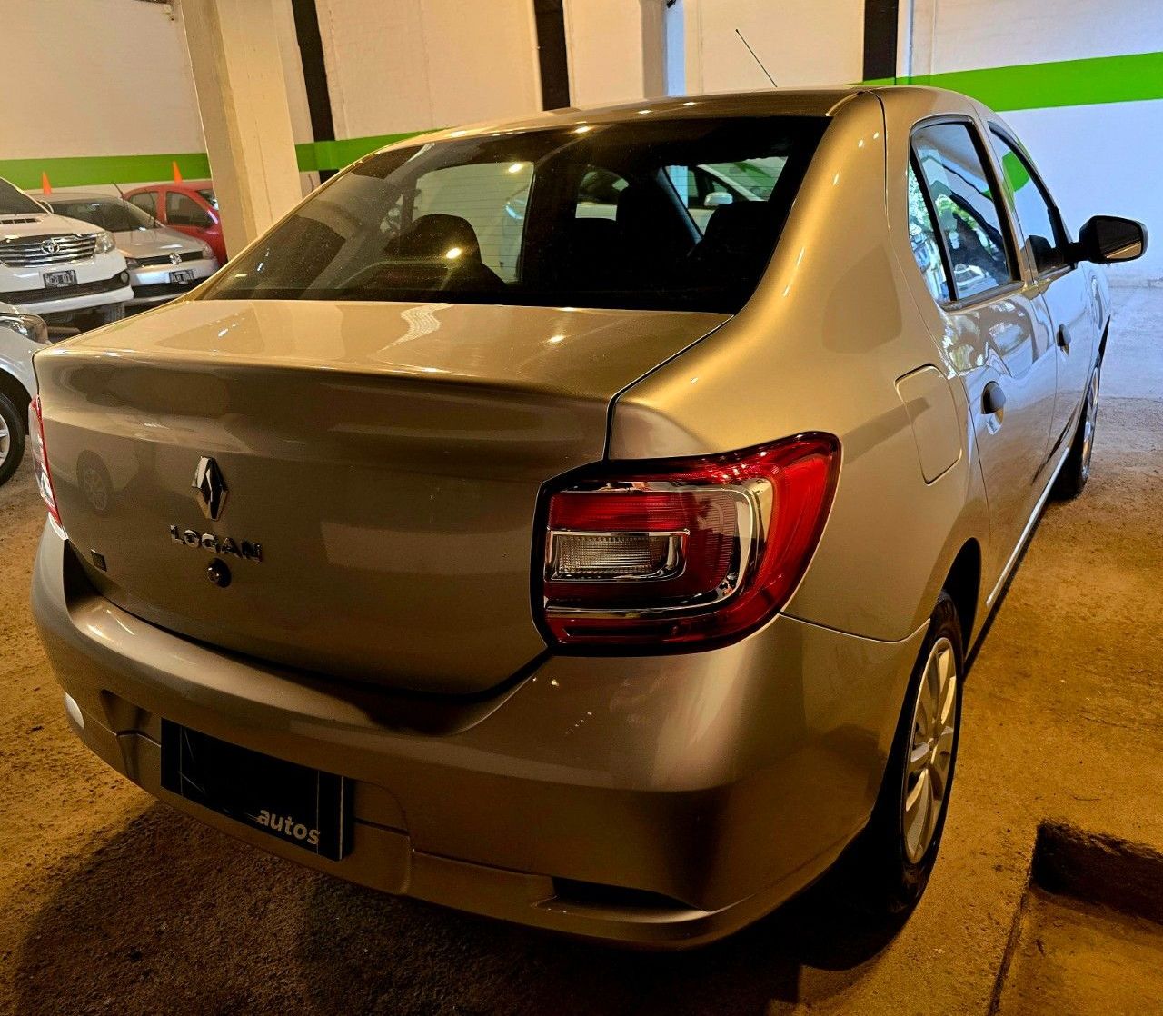 Renault Logan Usado Financiado en Mendoza, deRuedas