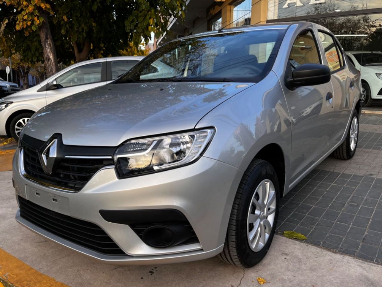 Renault Logan Nuevo en Mendoza, deRuedas