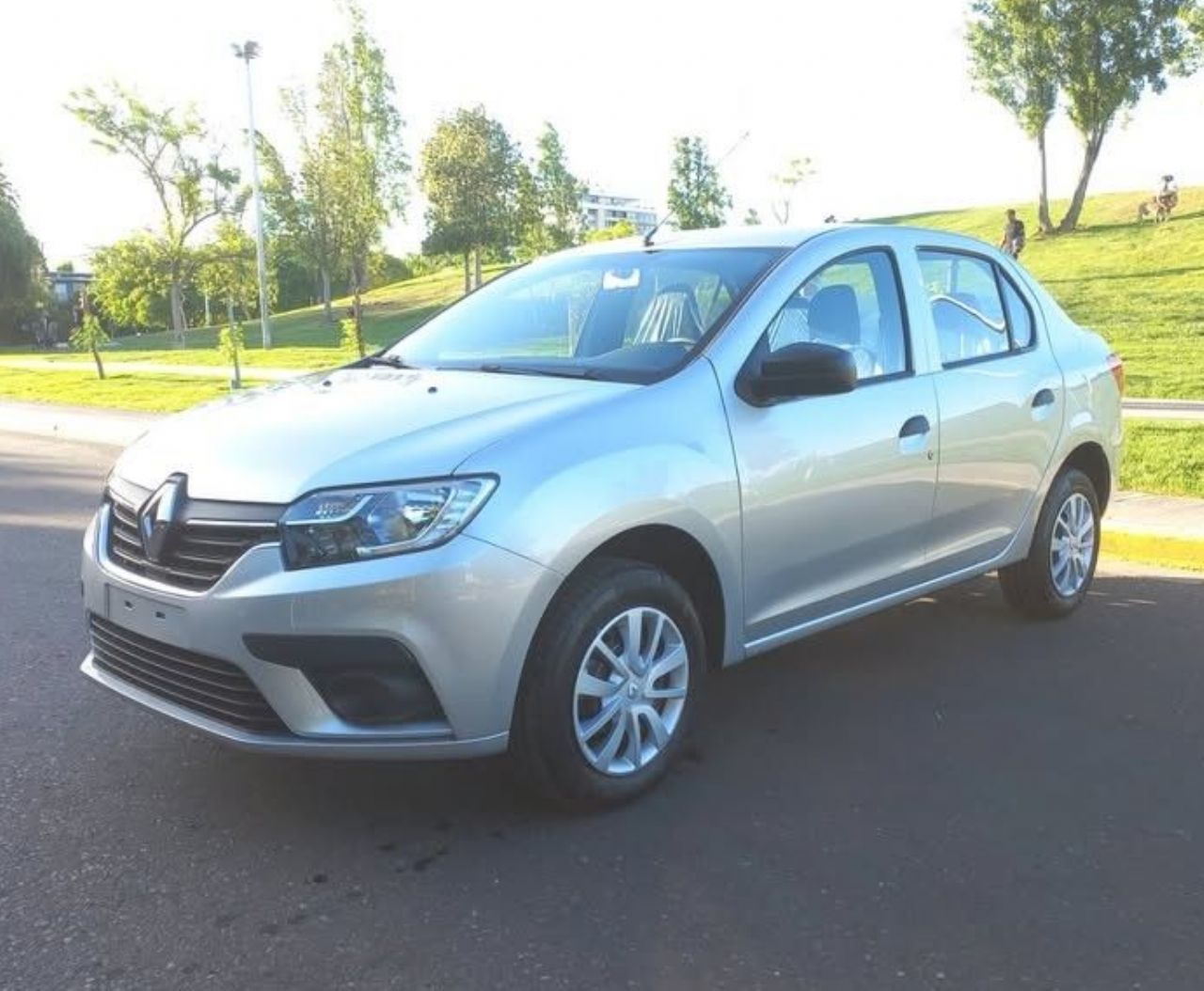 Renault Logan Nuevo en Mendoza, deRuedas