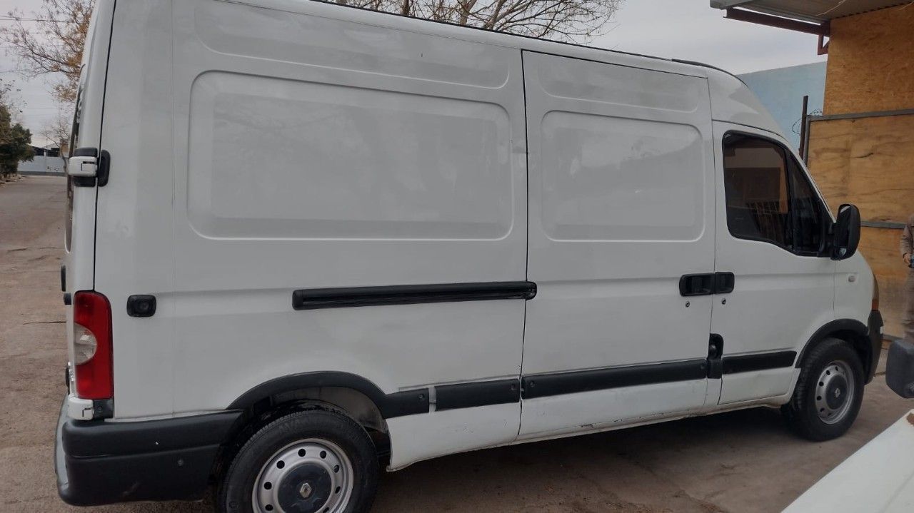 Renault Master Usada en Mendoza, deRuedas