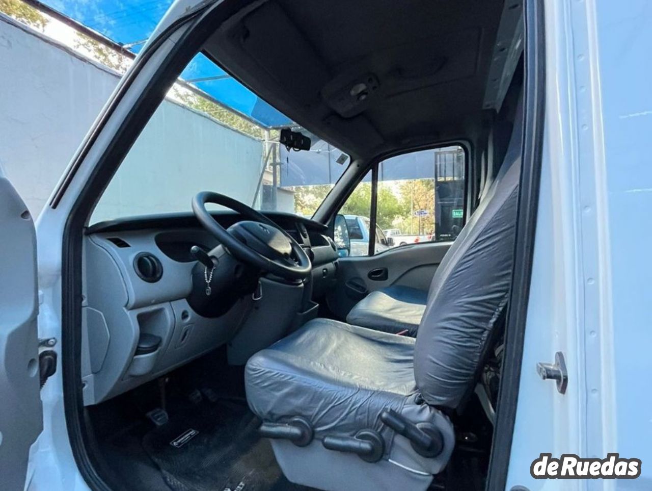 Renault Master Usada en Mendoza, deRuedas