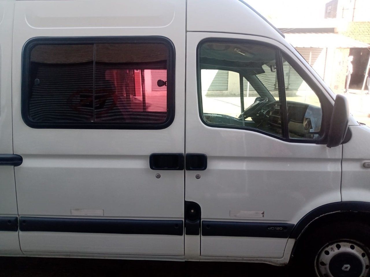 Renault Master Usada en Buenos Aires, deRuedas