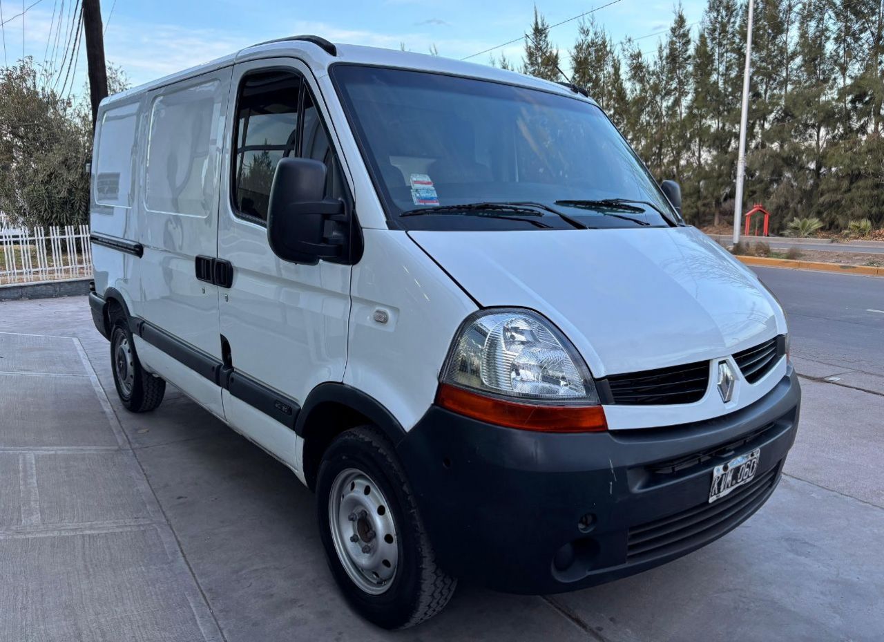 Renault Master Usada en Mendoza, deRuedas