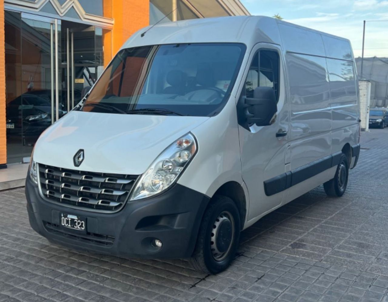 Renault Master Usada en Mendoza, deRuedas