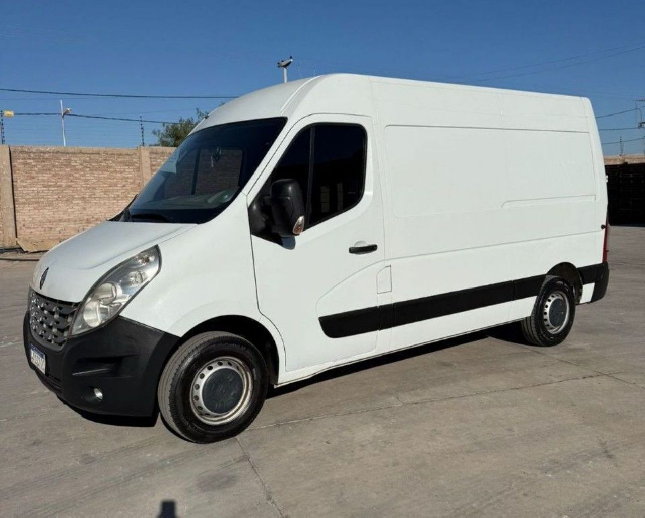 Renault Master Usada en Mendoza, deRuedas
