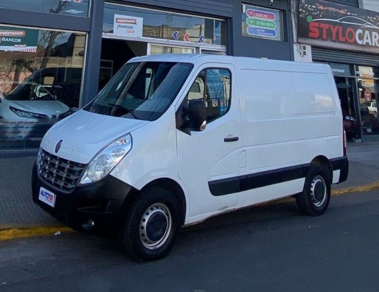 Renault Master Usada Financiado en Córdoba, deRuedas