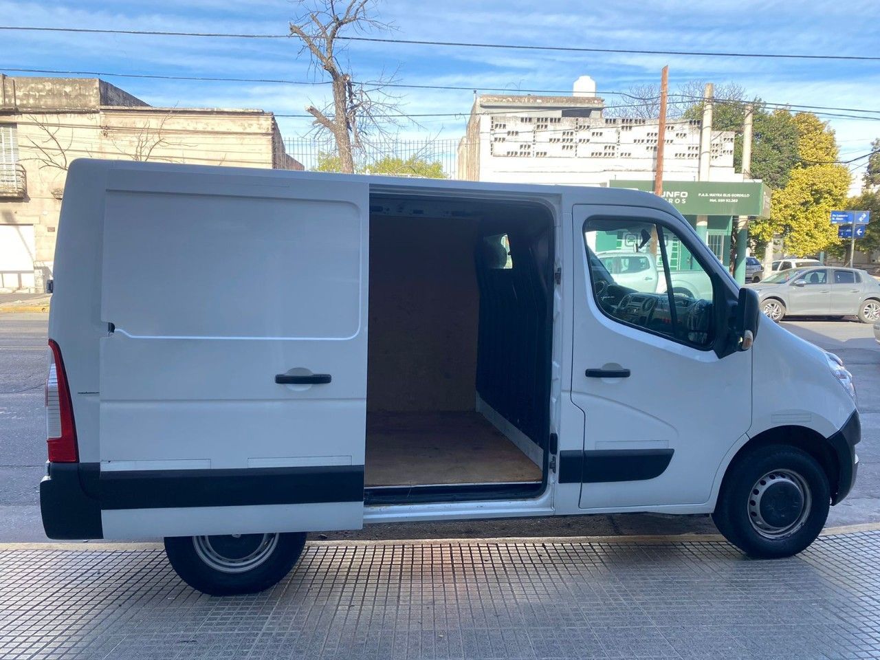 Renault Master Usada Financiado en Córdoba, deRuedas