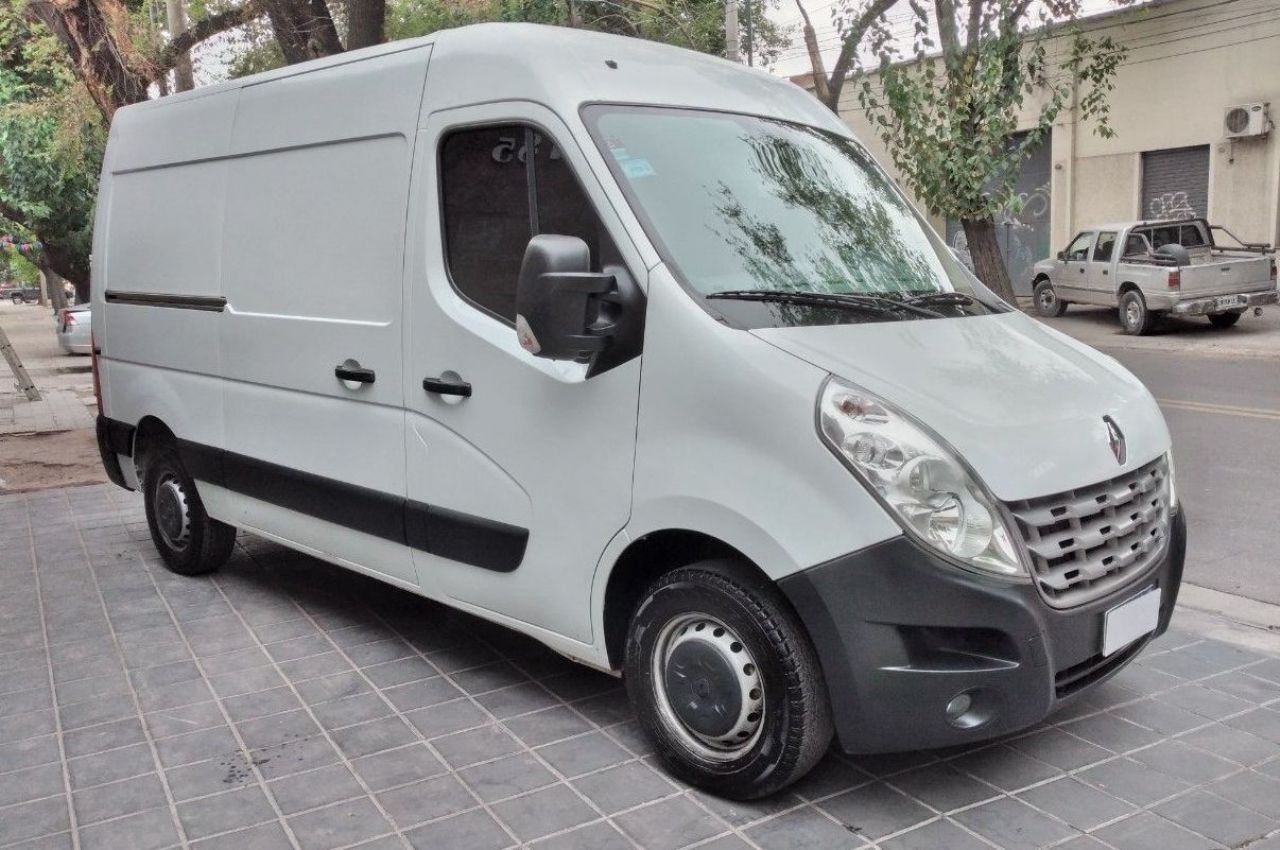 Renault Master Usada en Mendoza, deRuedas