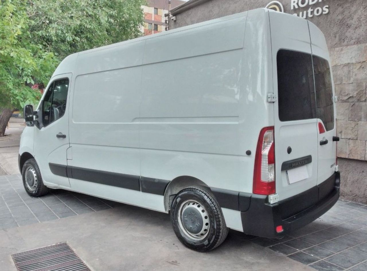 Renault Master Usada en Mendoza, deRuedas