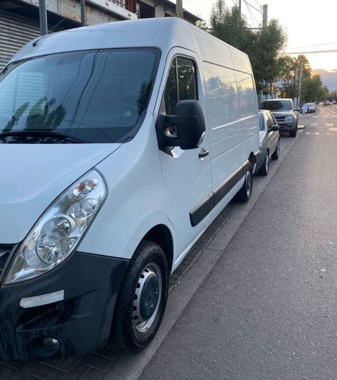 Renault Master Usada en Mendoza, deRuedas