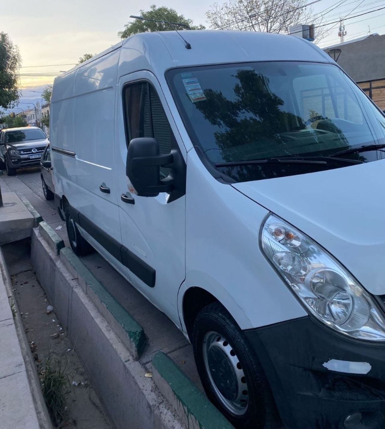 Renault Master Usada en Mendoza, deRuedas