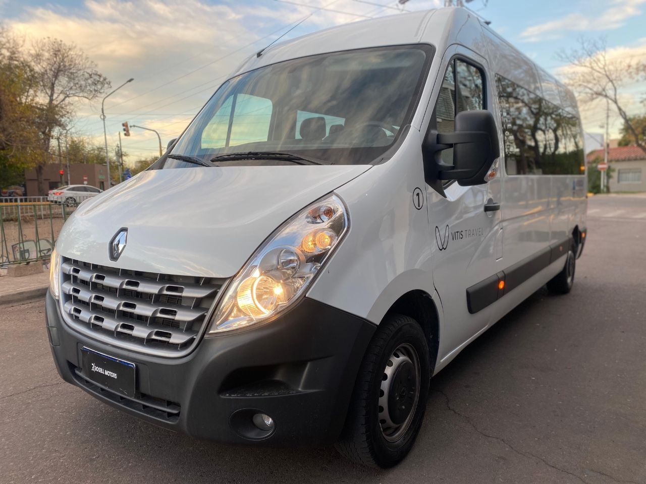 Renault Master Usada Financiado en Mendoza, deRuedas
