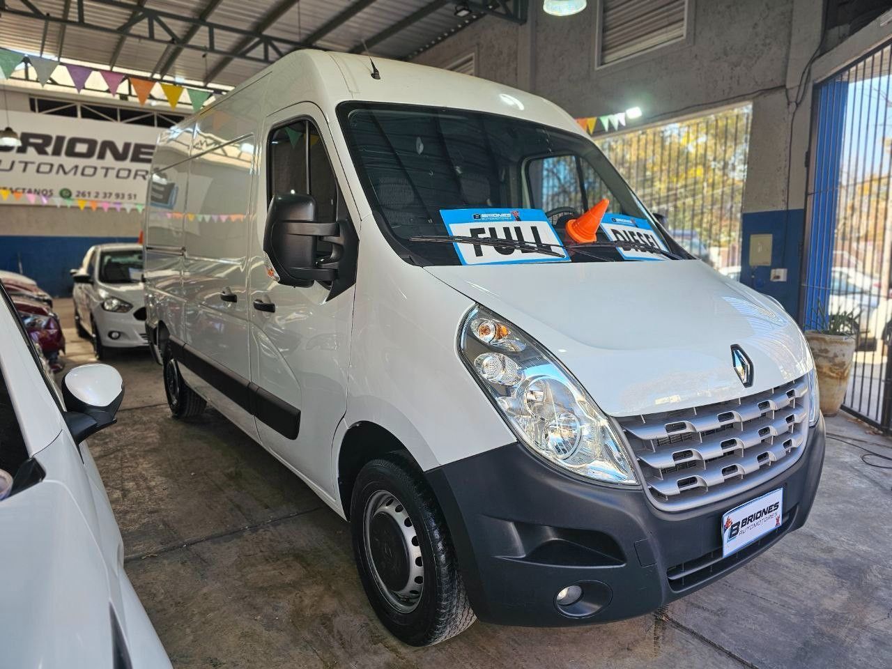 Renault Master Usada en Mendoza, deRuedas