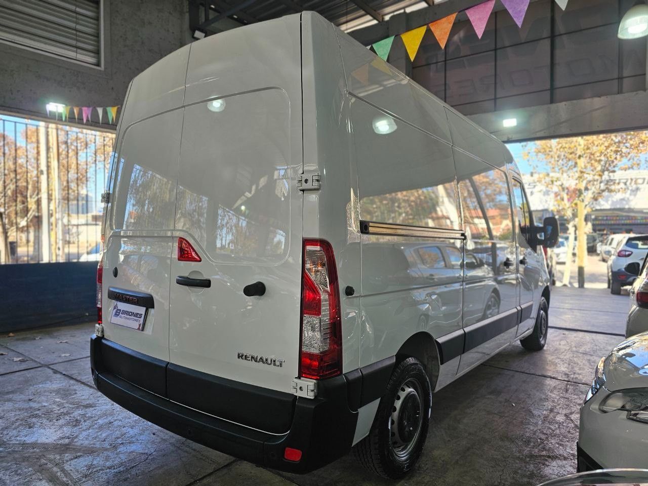 Renault Master Usada en Mendoza, deRuedas