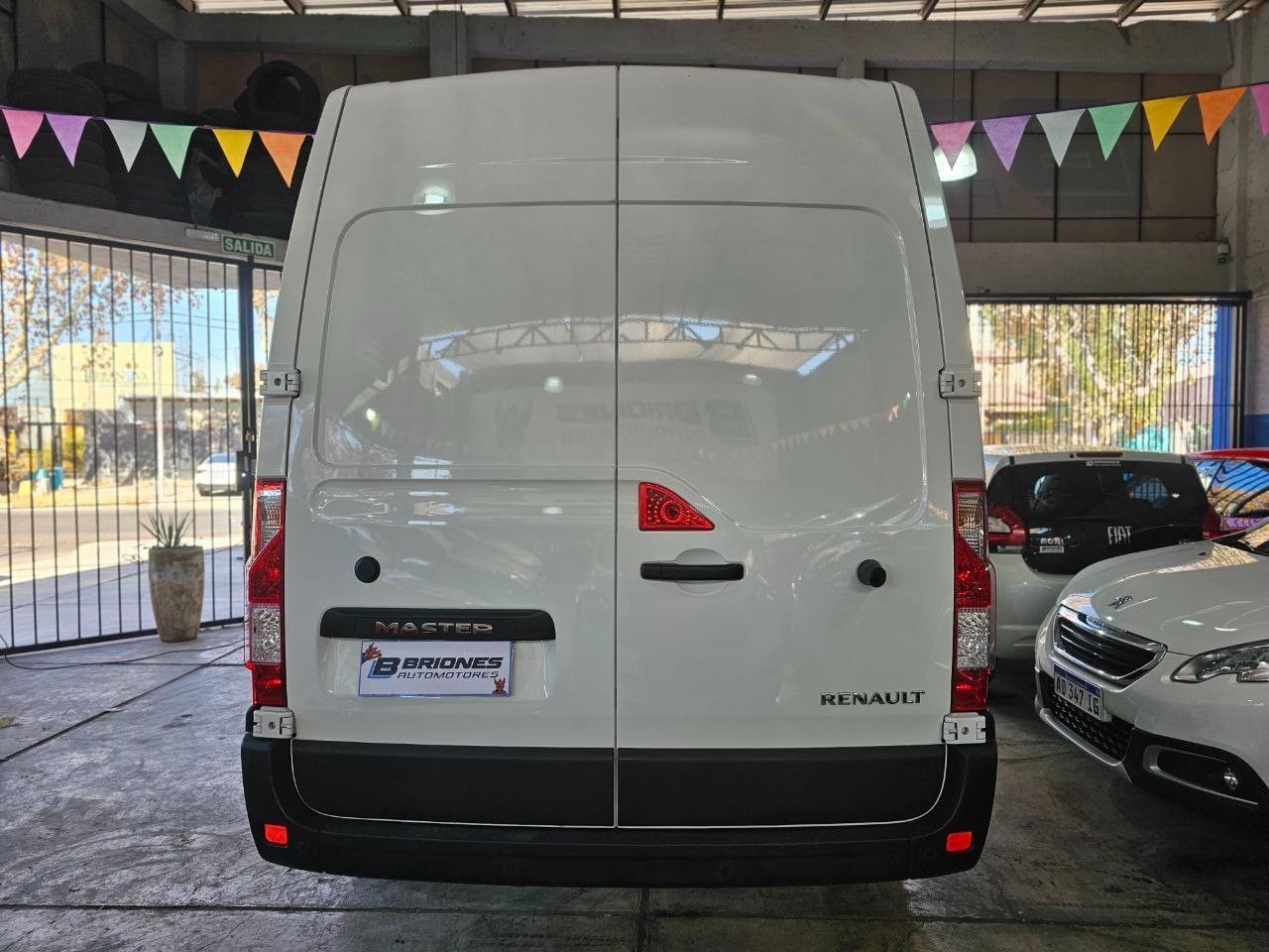 Renault Master Usada en Mendoza, deRuedas