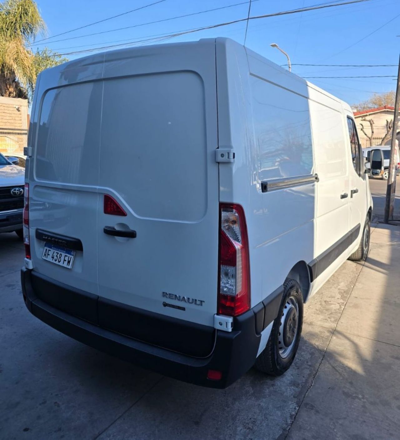 Renault Master Usada Financiado en Mendoza, deRuedas