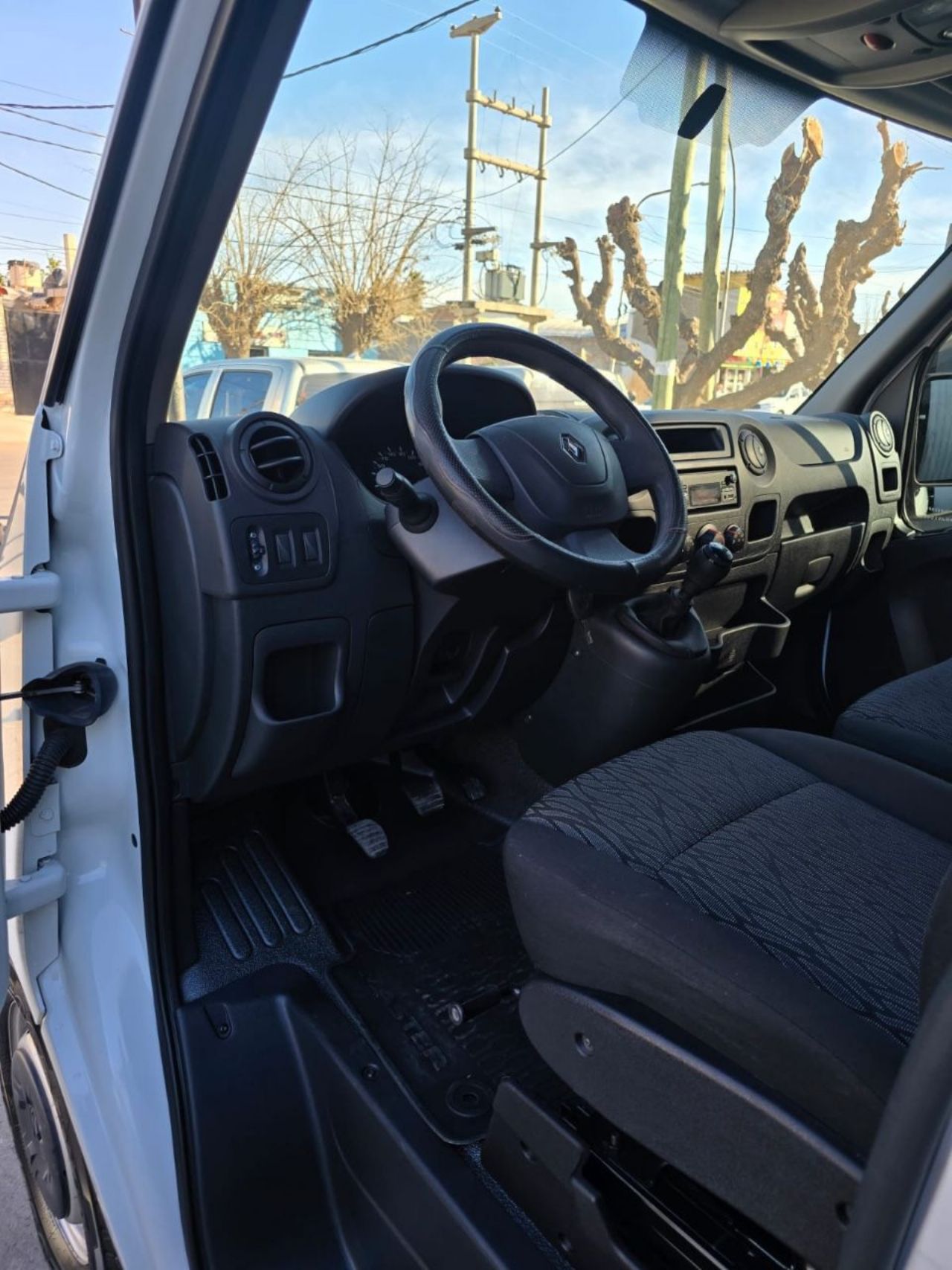 Renault Master Usada Financiado en Mendoza, deRuedas