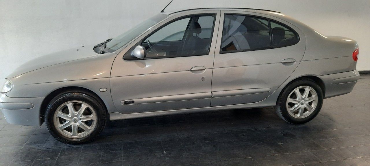 Renault Megane Usado en Córdoba, deRuedas