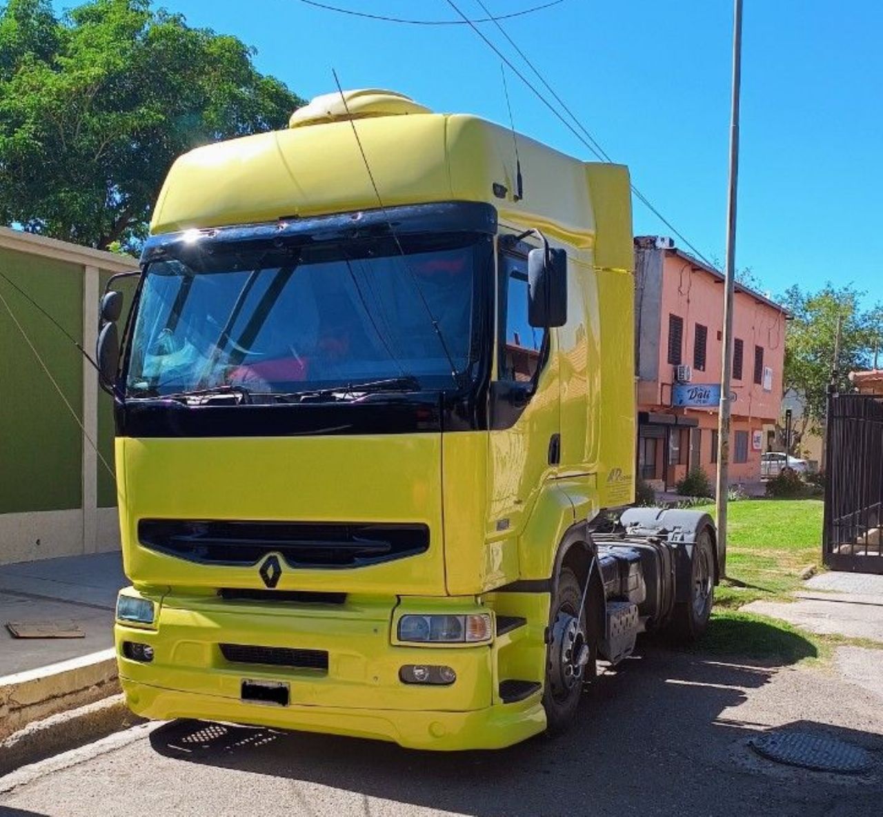 Renault Premium Usado en Mendoza, deRuedas
