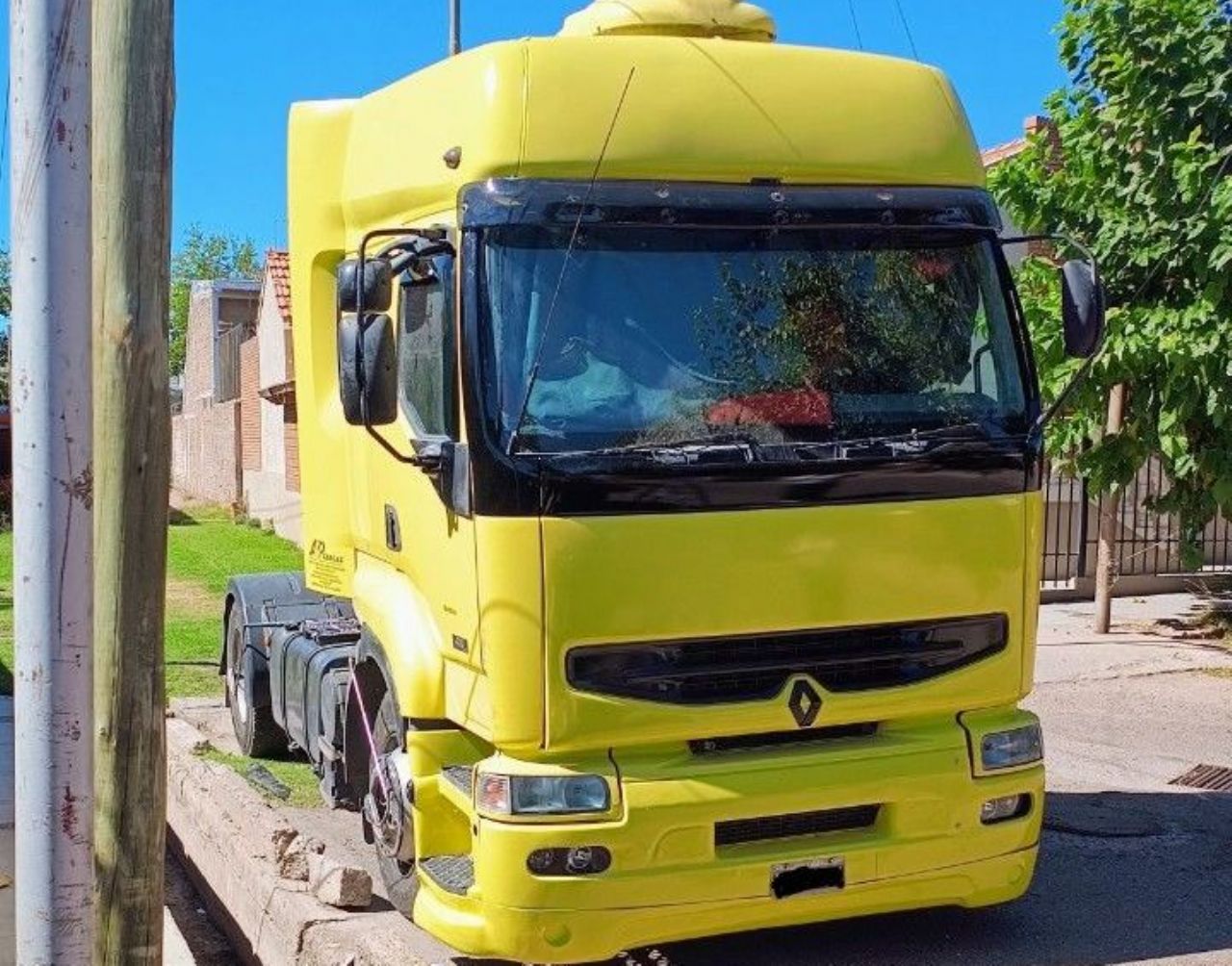 Renault Premium Usado en Mendoza, deRuedas