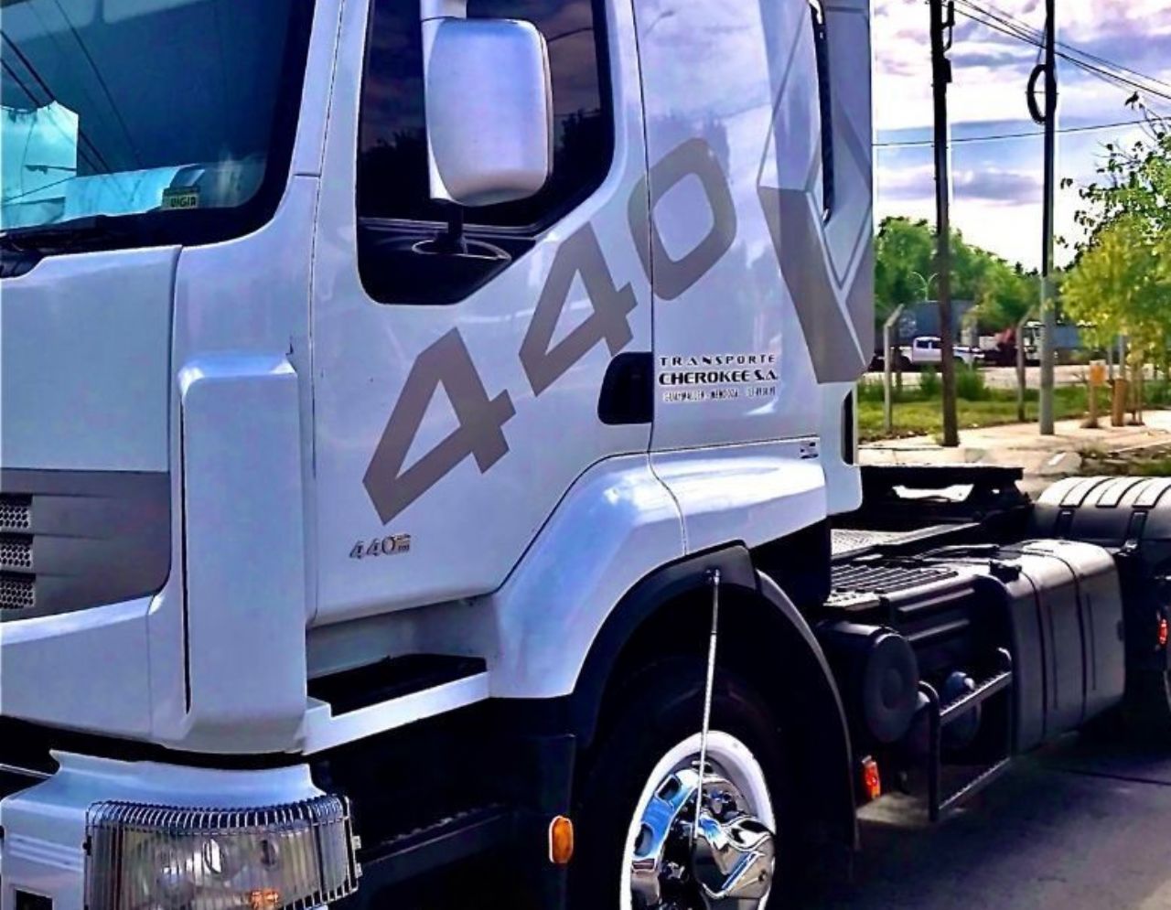 Renault Premium Usado en Mendoza, deRuedas