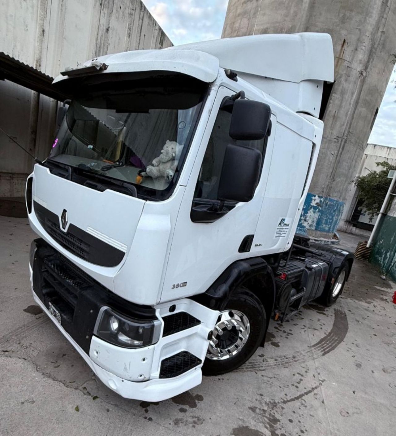 Renault Premium Usado en Mendoza, deRuedas