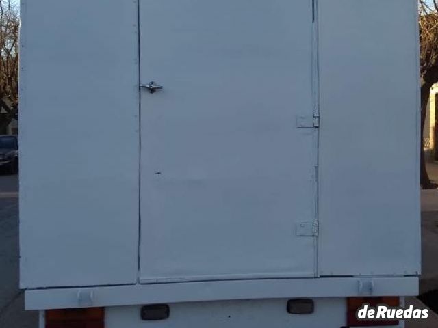 Renault Rodeo Usada en Mendoza, deRuedas