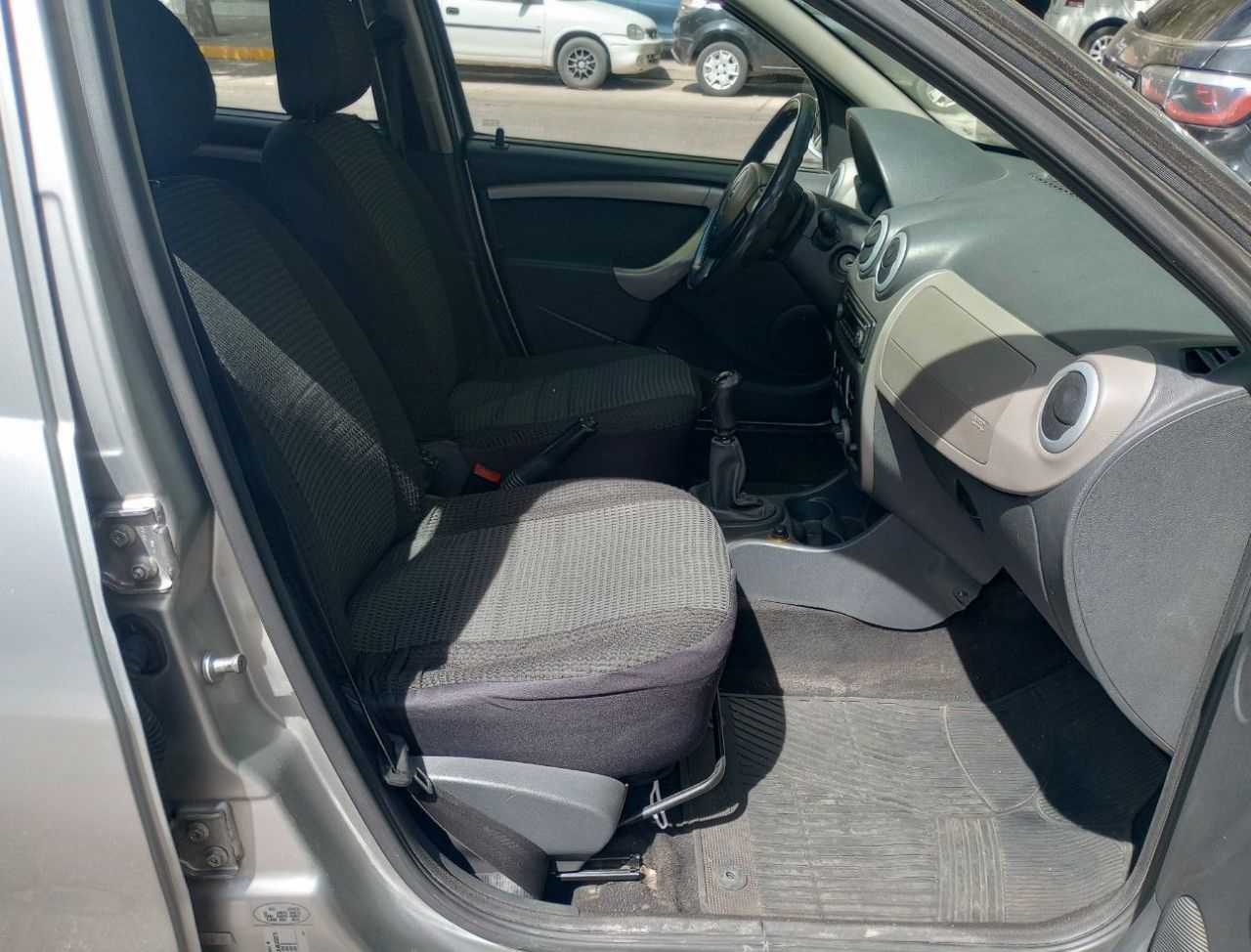 Renault Sandero Usado en Mendoza, deRuedas