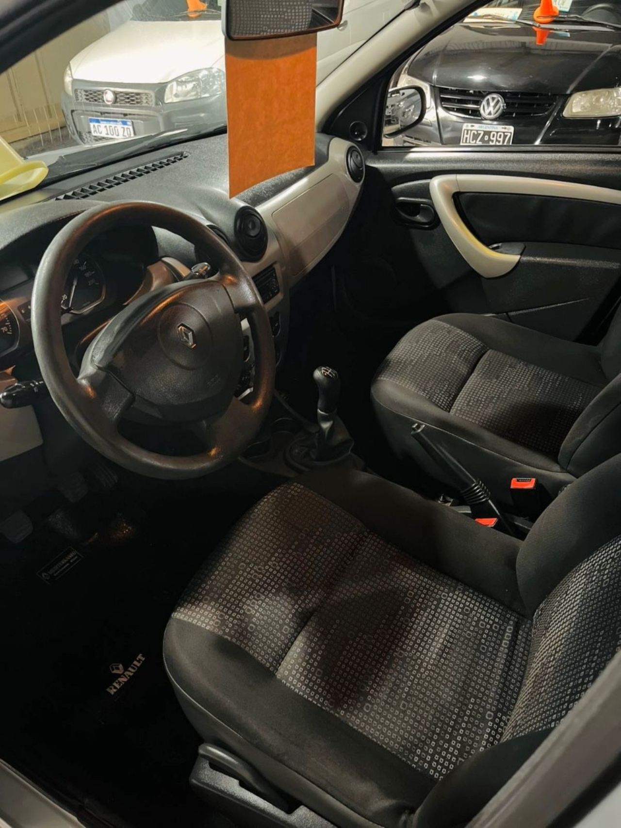 Renault Sandero Usado Financiado en Mendoza, deRuedas