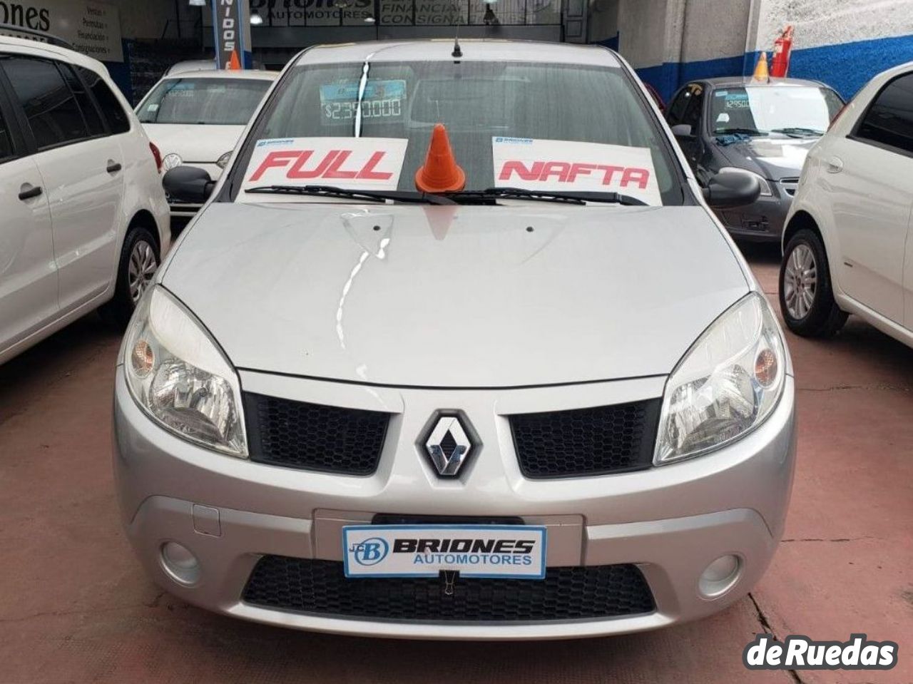 Renault Sandero Usado en Mendoza, deRuedas