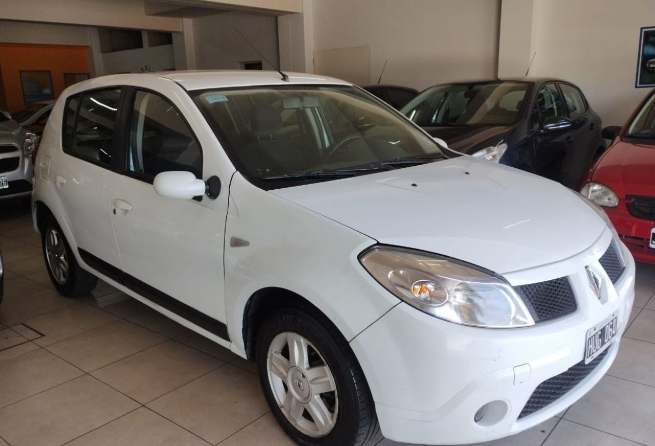 Renault Sandero Usado en Mendoza, deRuedas