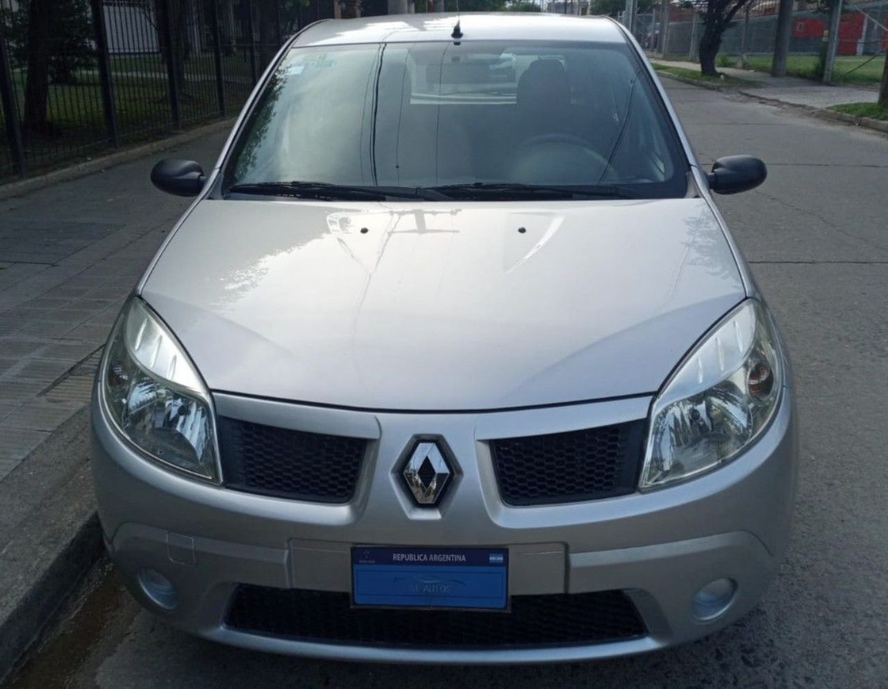 Renault Sandero Usado en Córdoba, deRuedas