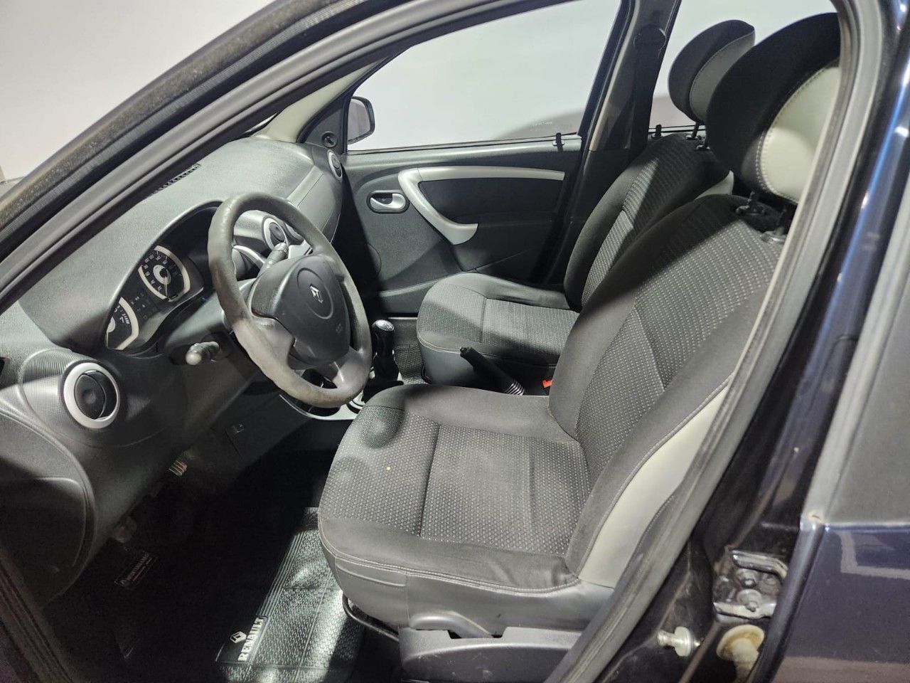 Renault Sandero Usado en Mendoza, deRuedas
