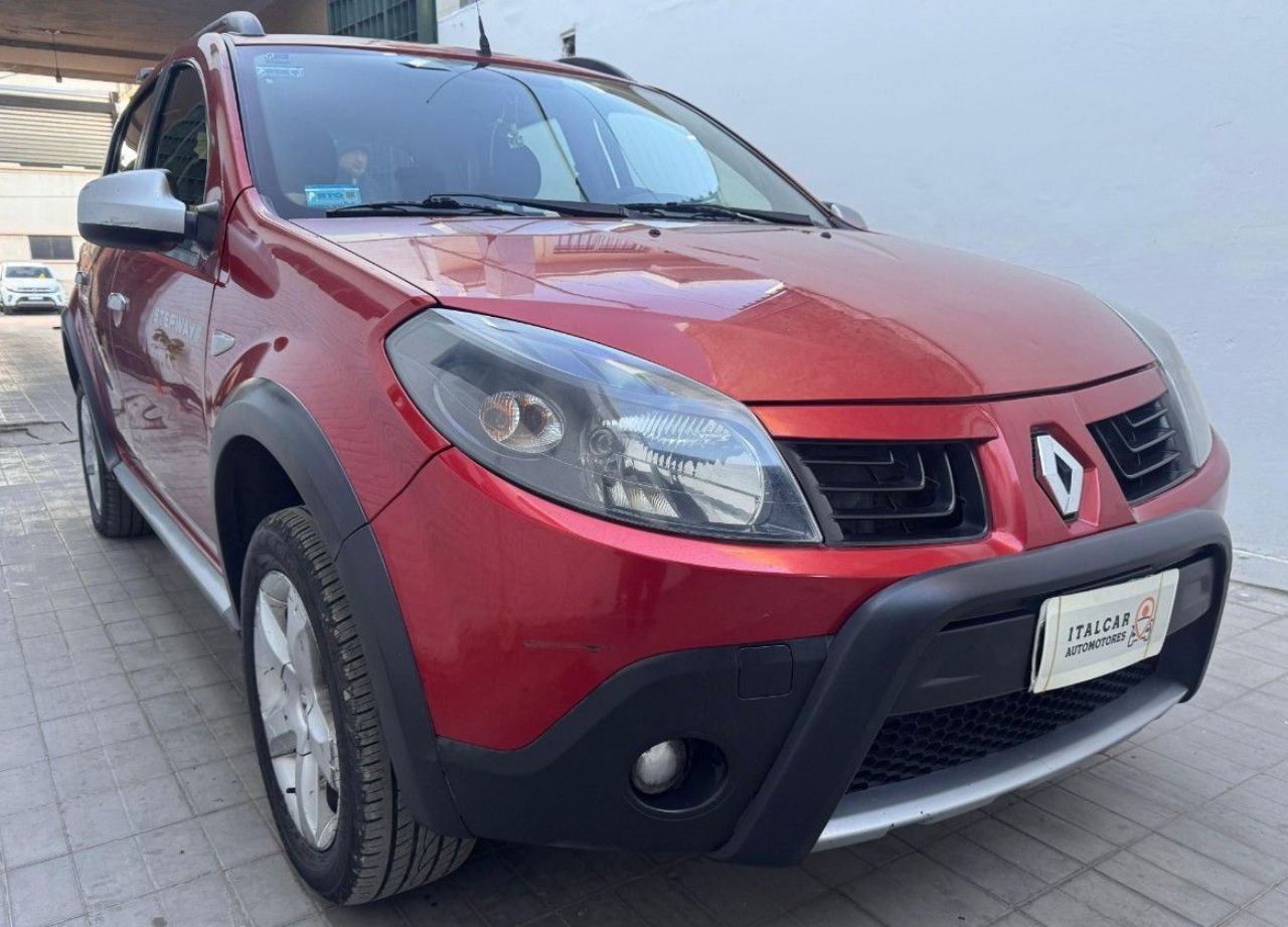 Renault Sandero Usado Financiado en Mendoza, deRuedas